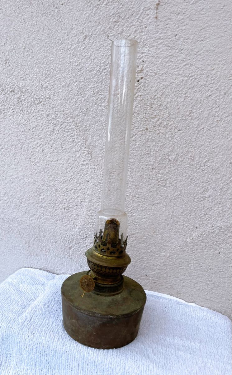 匿名配送】昭和レトロ アンティーク オイルランプ 金属製油壺 匿名配送】昭和レトロ アンティーク オイルランプ 金属製油壺
