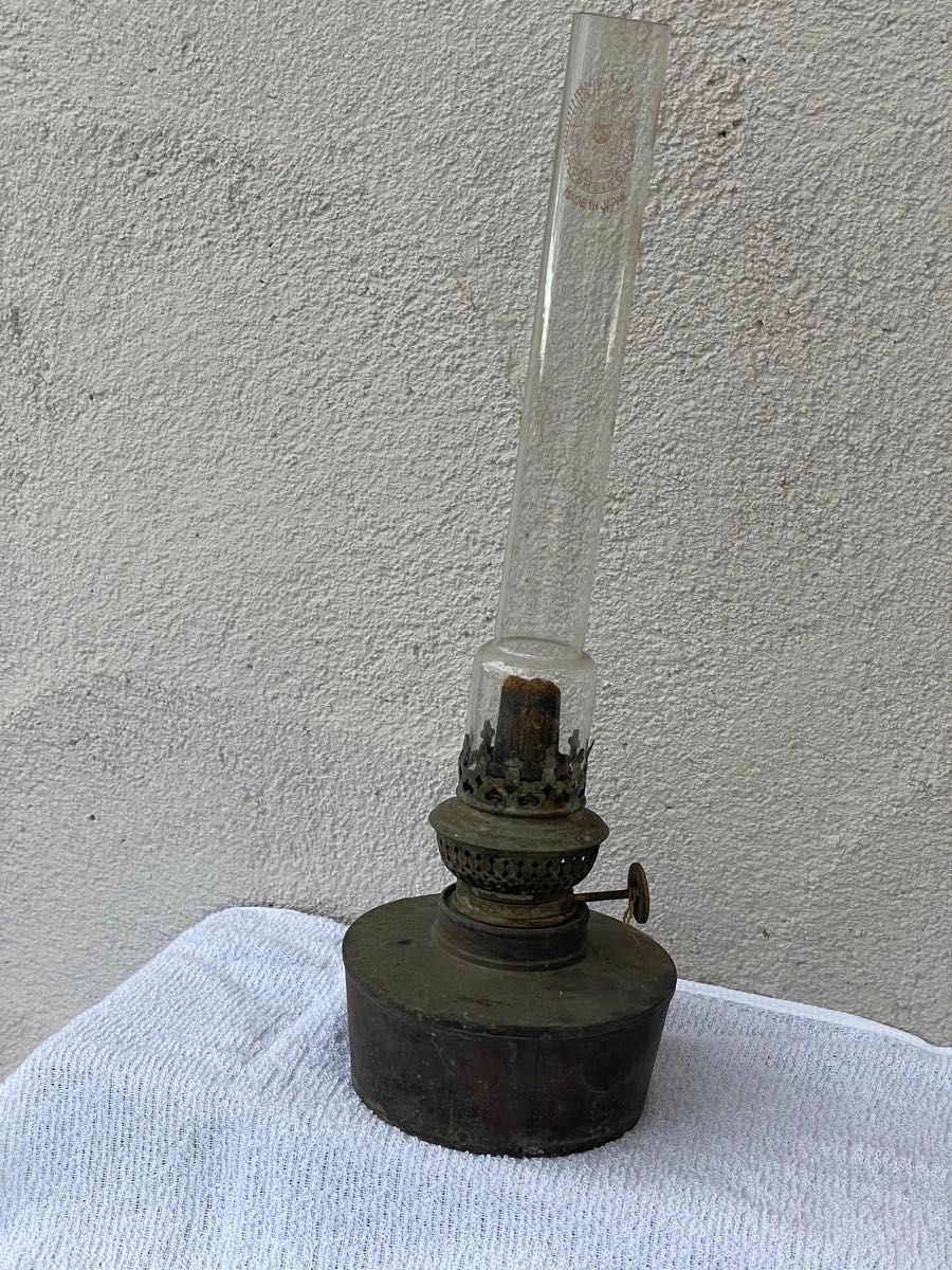 匿名配送】昭和レトロ アンティーク オイルランプ 金属製油壺 匿名配送】昭和レトロ アンティーク オイルランプ 金属製油壺