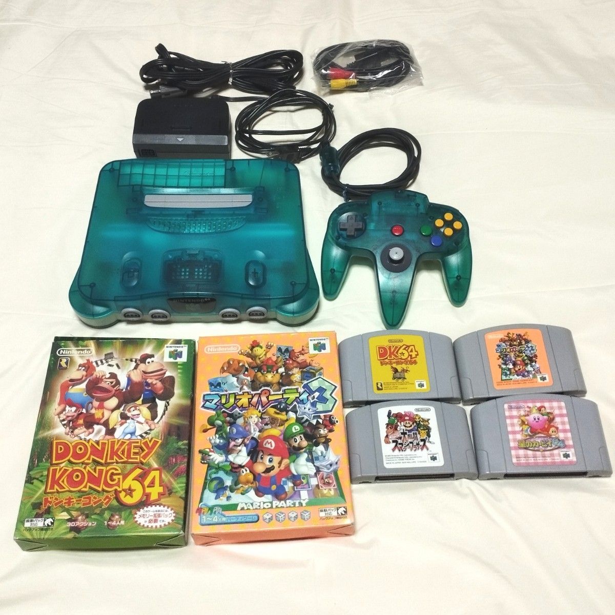完動品 Nintendo 64 ニンテンドー クリアブルー 本体 箱 ソフト 完動品 Nintendo 64 ニンテンドー クリアブルー 本体 箱 ソフト