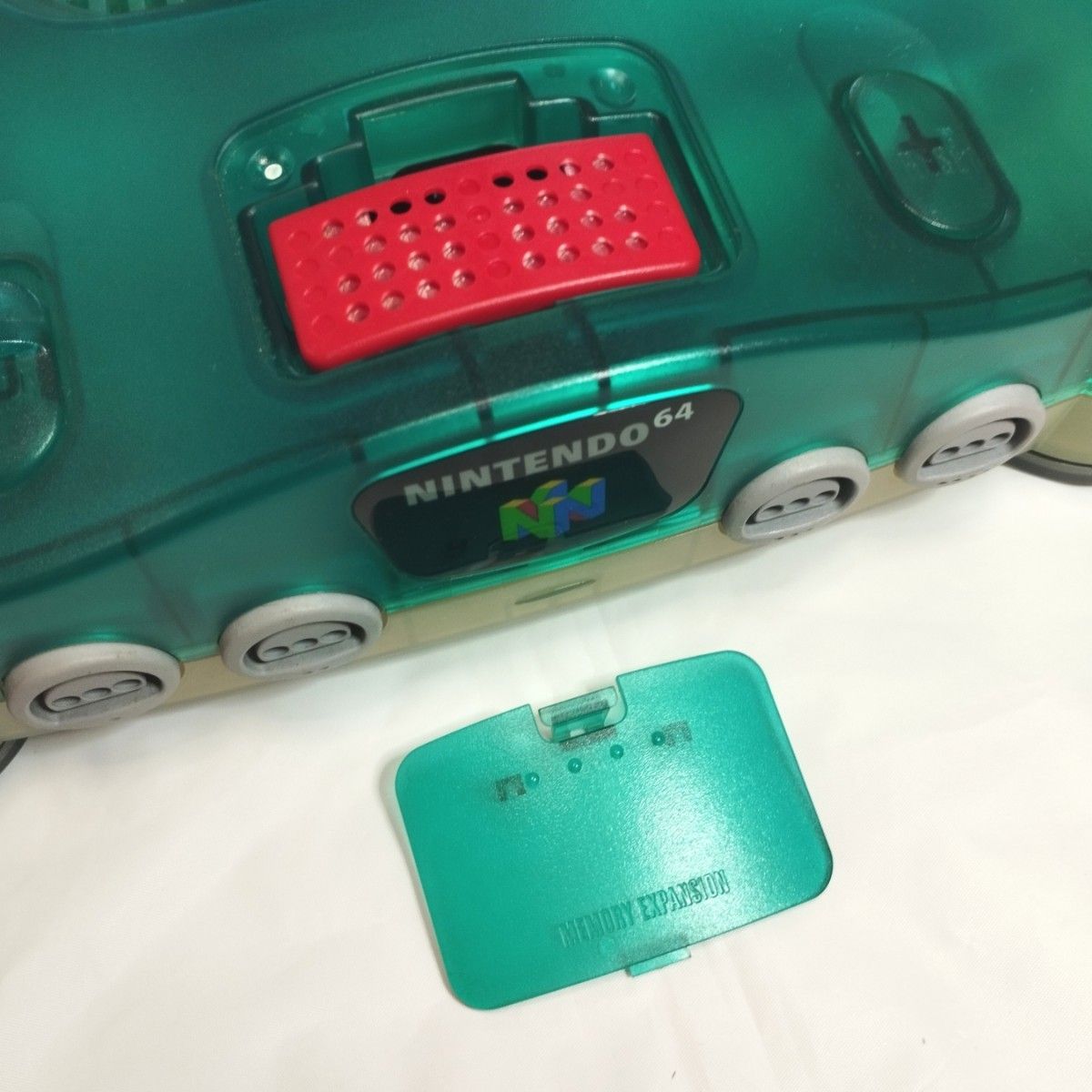 完動品 Nintendo 64 ニンテンドー クリアブルー 本体 箱 ソフト 完動品 Nintendo 64 ニンテンドー クリアブルー 本体 箱 ソフト