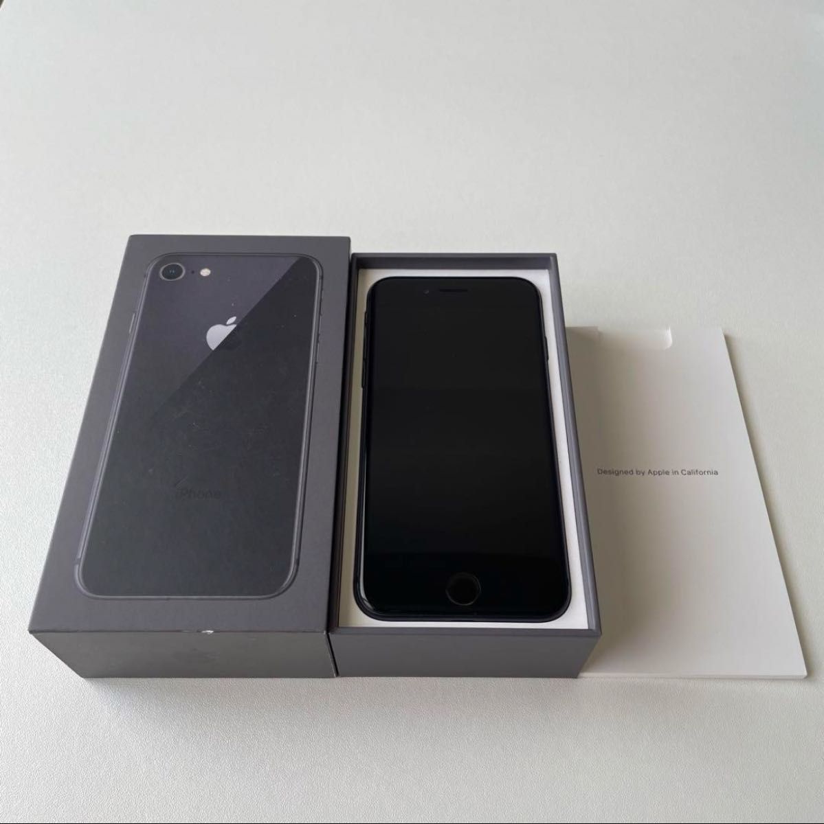 良品・付属品・箱付】 iPhone8 64GB スペースグレイ Apple 良品・付属品・箱付】 iPhone8 64GB スペースグレイ Apple