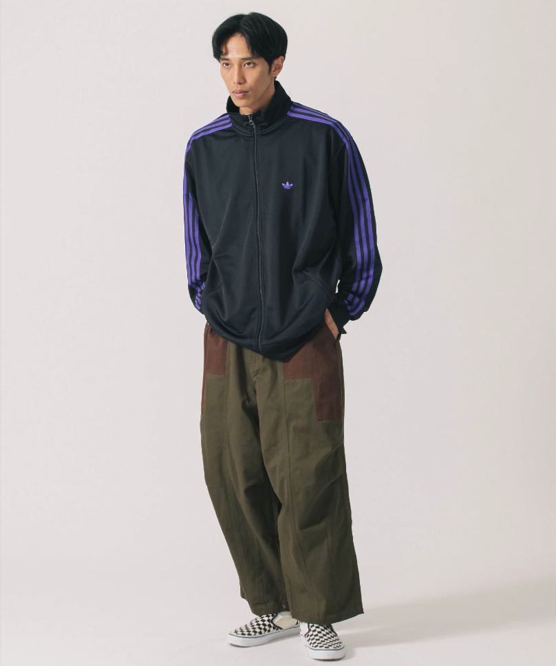 新品 adidas Originals トラックジャケット ジェンダー 新品 adidas Originals トラックジャケット ジェンダー