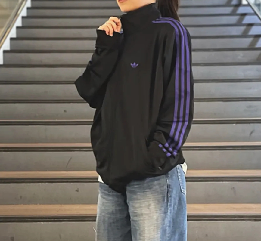 新品 adidas Originals トラックジャケット ジェンダー 新品 adidas Originals トラックジャケット ジェンダー