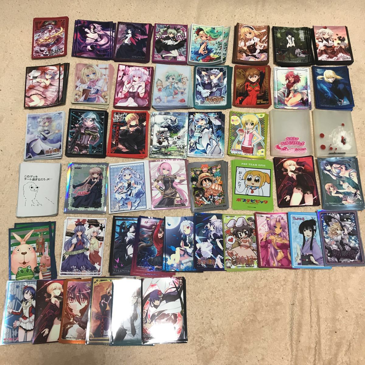 大量 約550枚 アニメキャラ カードスリーブ プロテクター 妖狐 大量 約550枚 アニメキャラ カードスリーブ プロテクター 妖狐