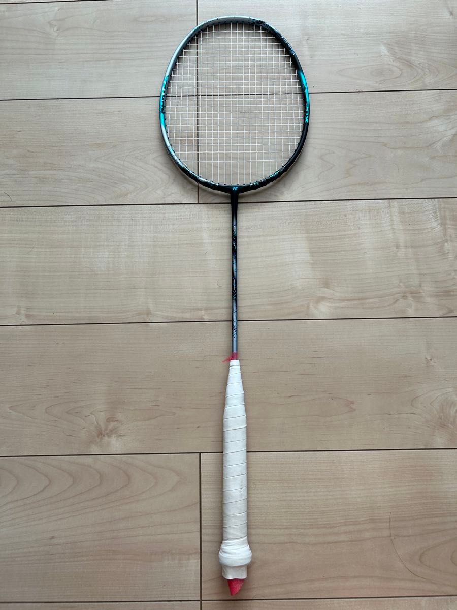 美品 YONEX バドミントンラケット アストロクス88D PRO 3UG6 美品 YONEX バドミントンラケット アストロクス88D PRO 3UG6