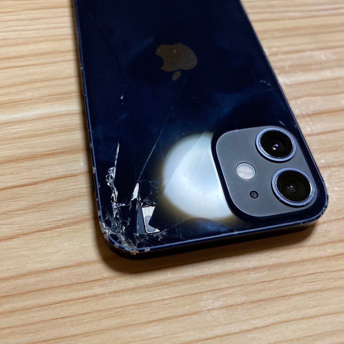 18536 iPhone12 mini 64GB ブラック SIMフリー ジャンク品 本体 18536 iPhone12 mini 64GB ブラック SIMフリー ジャンク品 本体