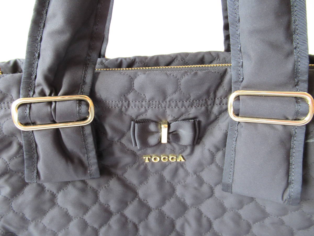 #201909 быстрое решение # Tocca TOCCA черный clover стеганый "мамина сумка" / большая сумка 