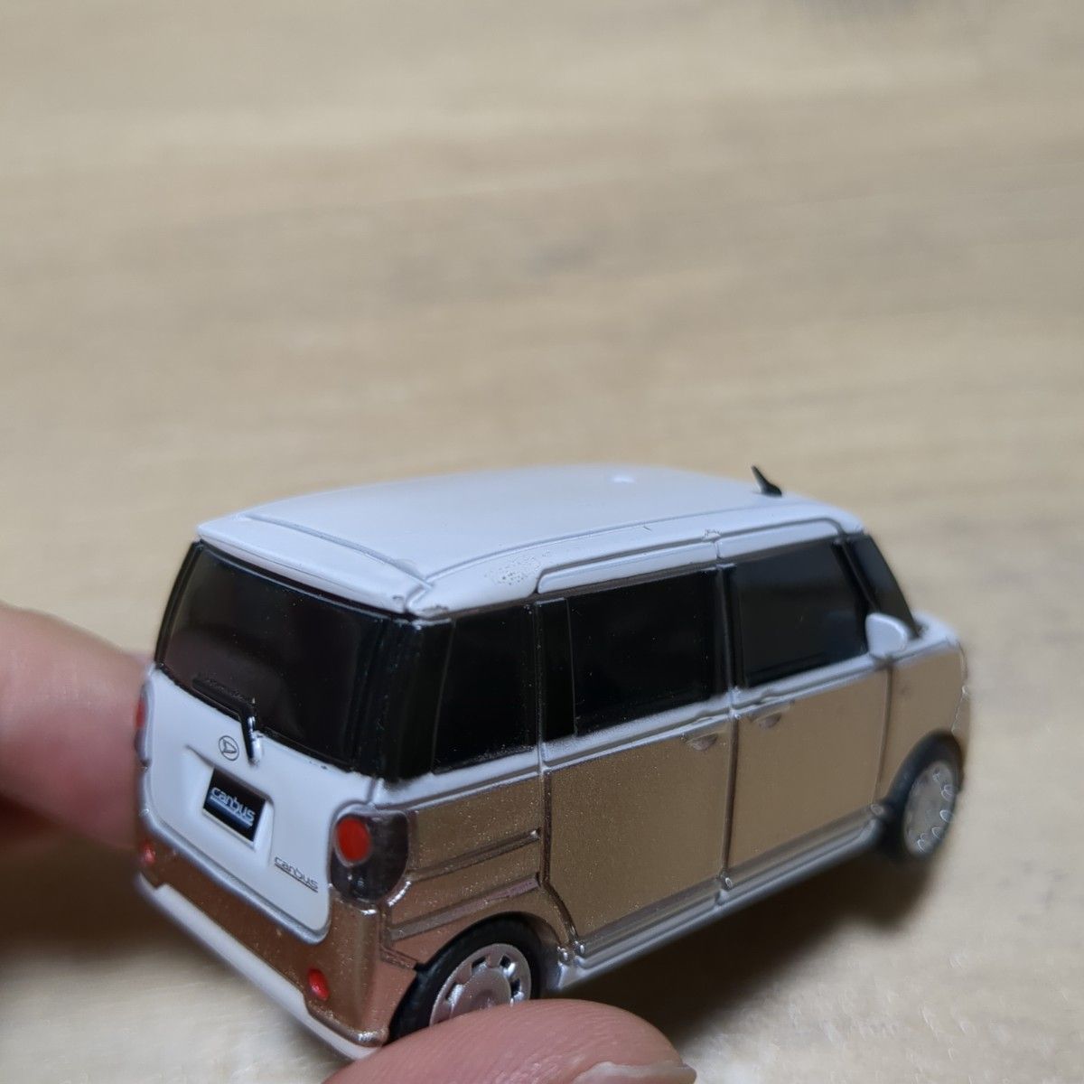 ブレイク社 プルバックカー 1/46 ダイハツ ムーヴキャンバス ブレイク社 プルバックカー 1/46 ダイハツ ムーヴキャンバス