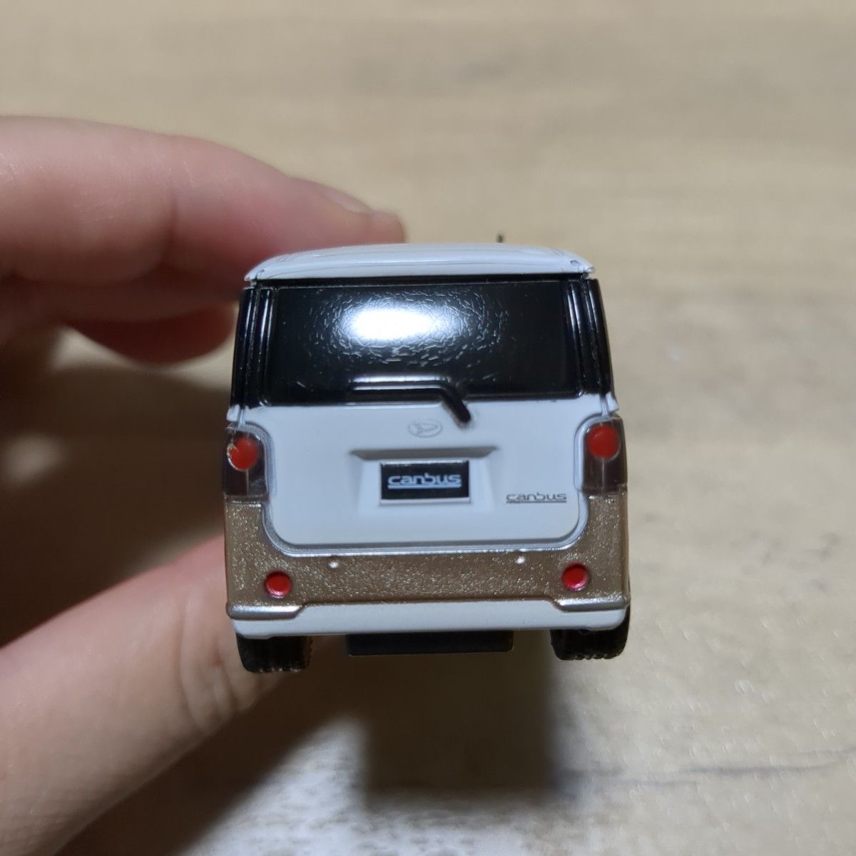 ブレイク社 プルバックカー 1/46 ダイハツ ムーヴキャンバス ブレイク社 プルバックカー 1/46 ダイハツ ムーヴキャンバス