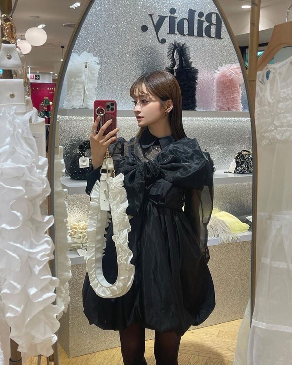 Bibily】DAPHNE ショルダーストラップ ホワイト|Yahoo!フリマ Bibily】DAPHNE ショルダーストラップ ホワイト|Yahoo!フリマ
