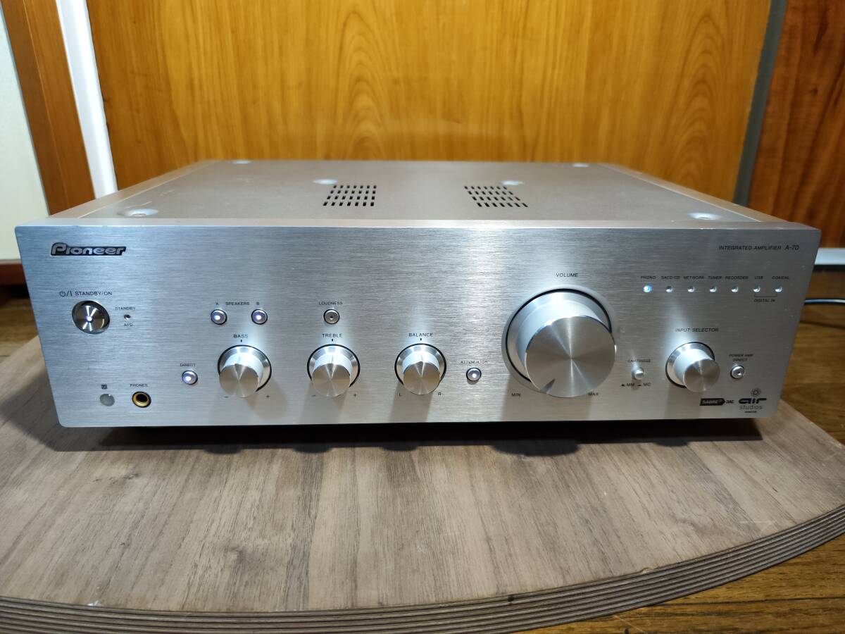 Pioneer A-70 超多機能プリメインアンプ 定価177 000円 痛快な Pioneer A-70 超多機能プリメインアンプ 定価177 000円 痛快な