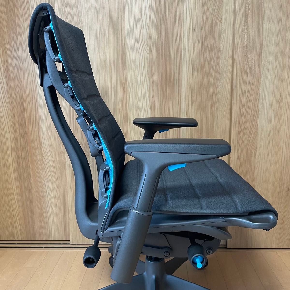 2022年製 エンボディゲーミングチェア エンボディチェア 2022年製 エンボディゲーミングチェア エンボディチェア