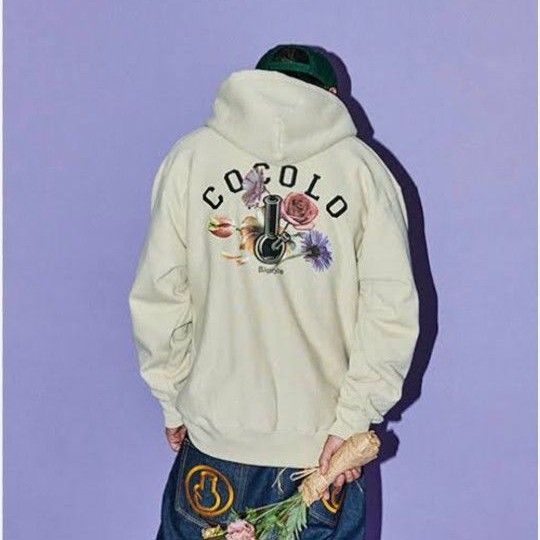 COCOLOBLAND ココロブランド 大人気花柄デザインパーカー 美品 COCOLOBLAND ココロブランド 大人気花柄デザインパーカー 美品