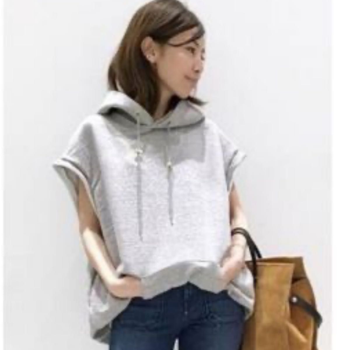 美品 アパルトモン×Americana スウェットパーカー ノースリーブ 美品 アパルトモン×Americana スウェットパーカー ノースリーブ