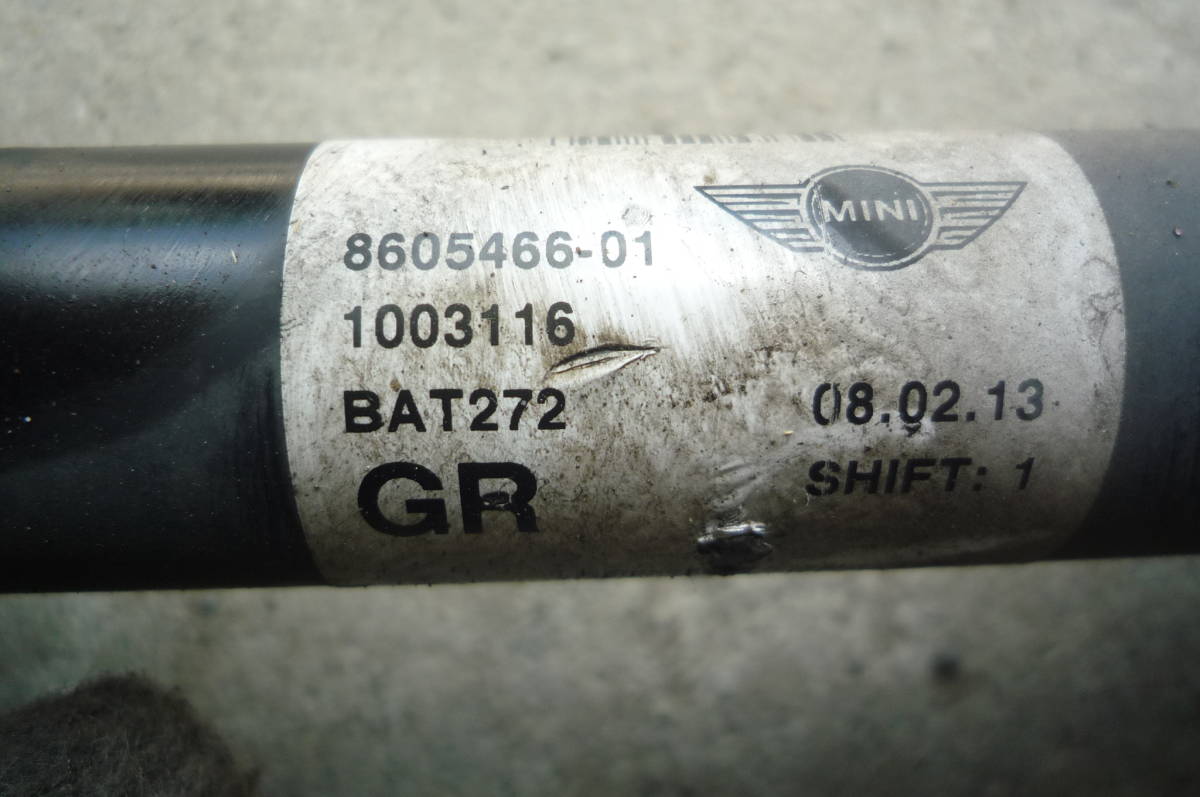 (H25 year Mini Cooper S Clubman ) right front drive shaft (R55 ZG16) 8605466-01 / 1003116