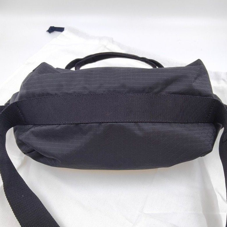 定番人気】新品 MONCLER モンクレール ショルダーバッグ ボディ 定番人気】新品 MONCLER モンクレール ショルダーバッグ ボディ