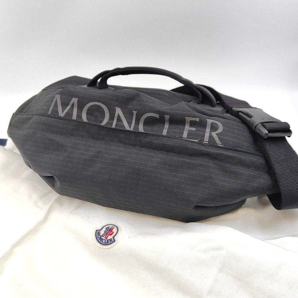 定番人気】新品 MONCLER モンクレール ショルダーバッグ ボディ 定番人気】新品 MONCLER モンクレール ショルダーバッグ ボディ