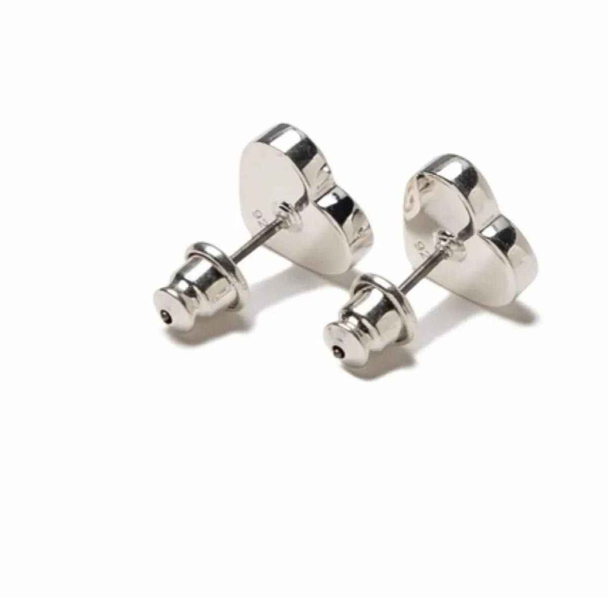 HUMAN MADE Heart Silver Earrings HUMAN MADE Heart Silver Earrings