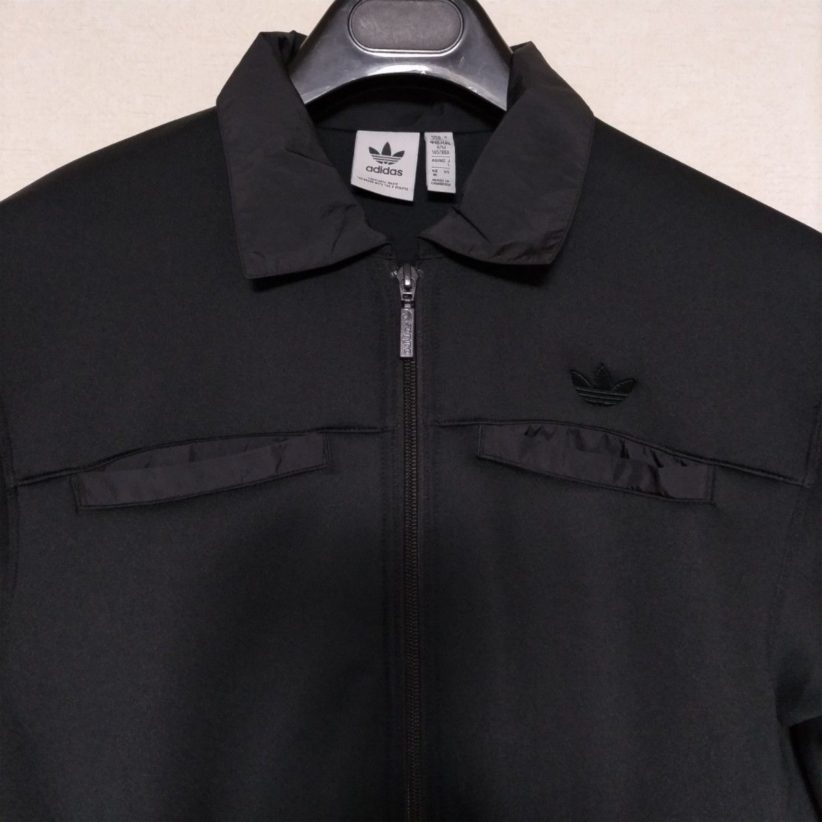 adidas Spacer Jumpsuit with Nylon Pocket Overlays ジャンプ adidas Spacer Jumpsuit with Nylon Pocket Overlays ジャンプ