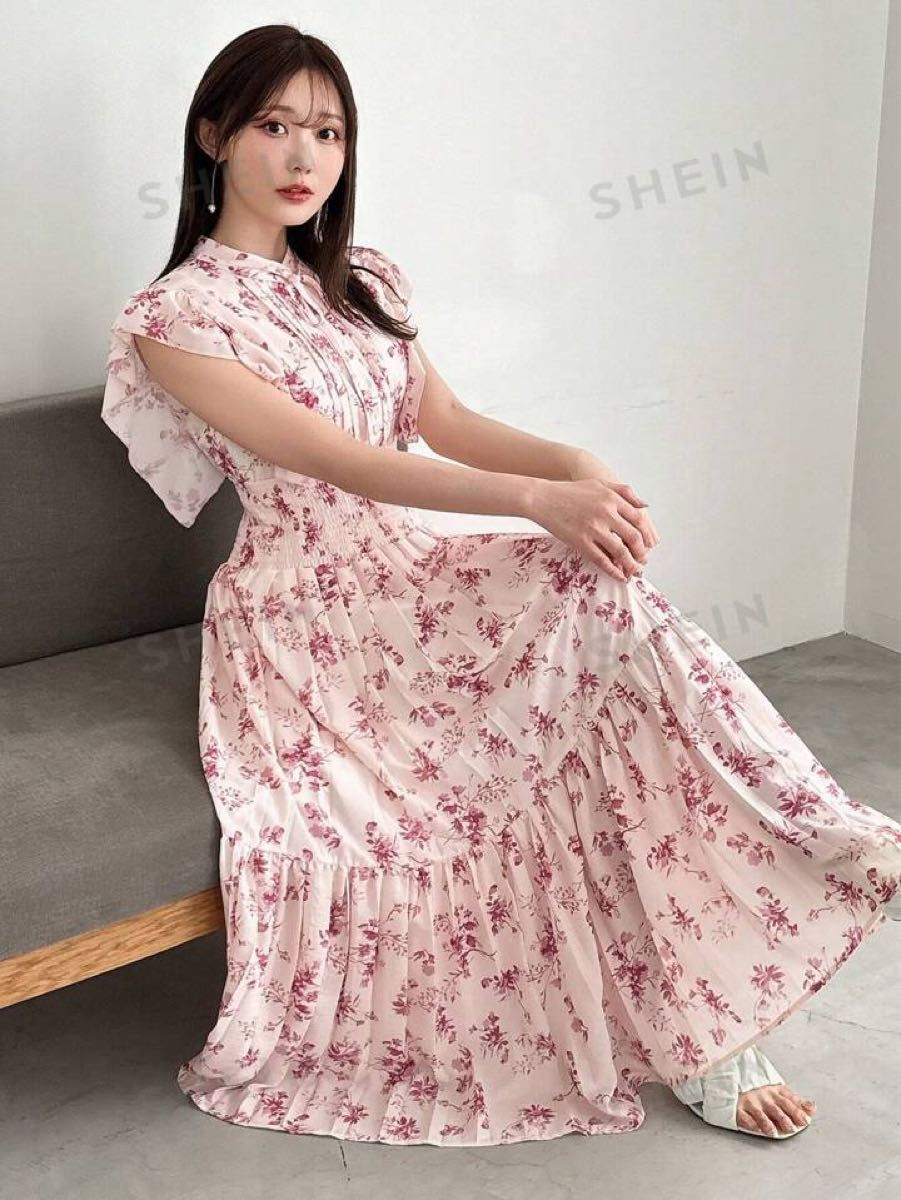 SHEIN FRIFUL フラワープリント キャップスリーブ ミディ丈 SHEIN FRIFUL フラワープリント キャップスリーブ ミディ丈