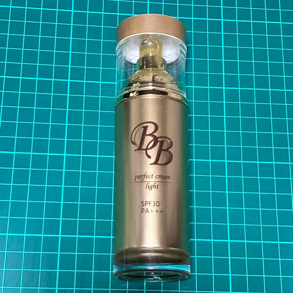 世界的に有名な 日本製】 BB パーフェクトクリーム ライト SPF30 PA+++ プレス BBクリーム