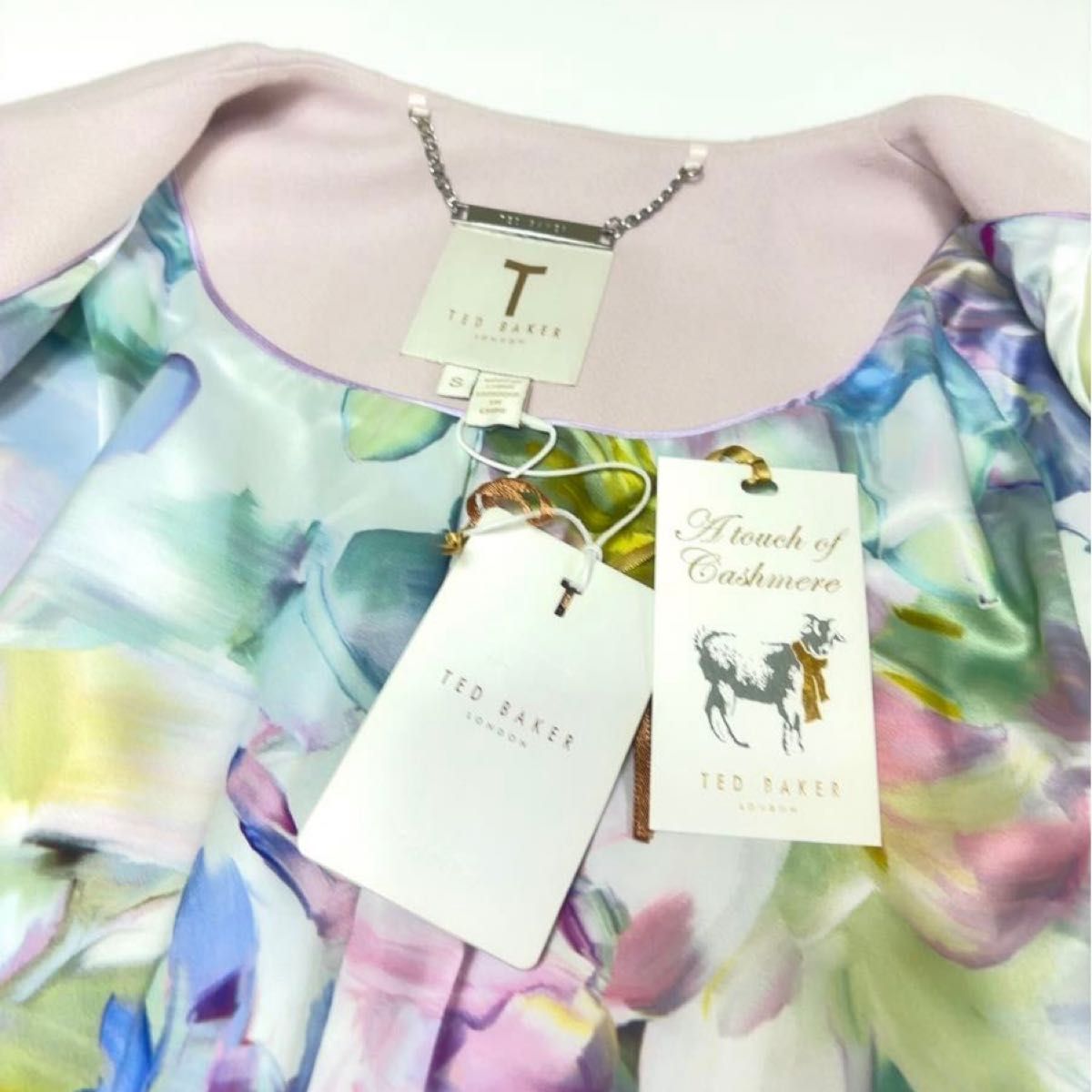 新品未使用 TED BAKER テッドベーカー カシミヤ ビジュー付 新品未使用 TED BAKER テッドベーカー カシミヤ ビジュー付
