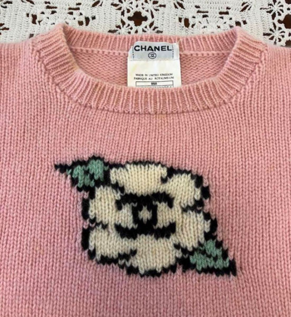希少 ピンク色 CHANEL シャネル カシミヤ100 カメリアセーター 希少 ピンク色 CHANEL シャネル カシミヤ100 カメリアセーター