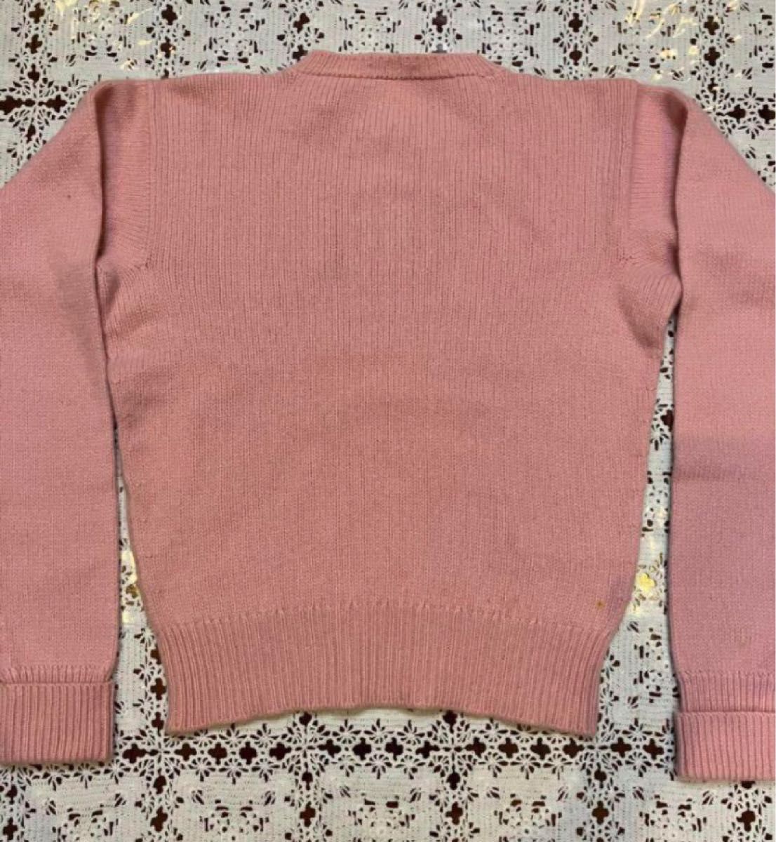 希少 ピンク色 CHANEL シャネル カシミヤ100 カメリアセーター 希少 ピンク色 CHANEL シャネル カシミヤ100 カメリアセーター
