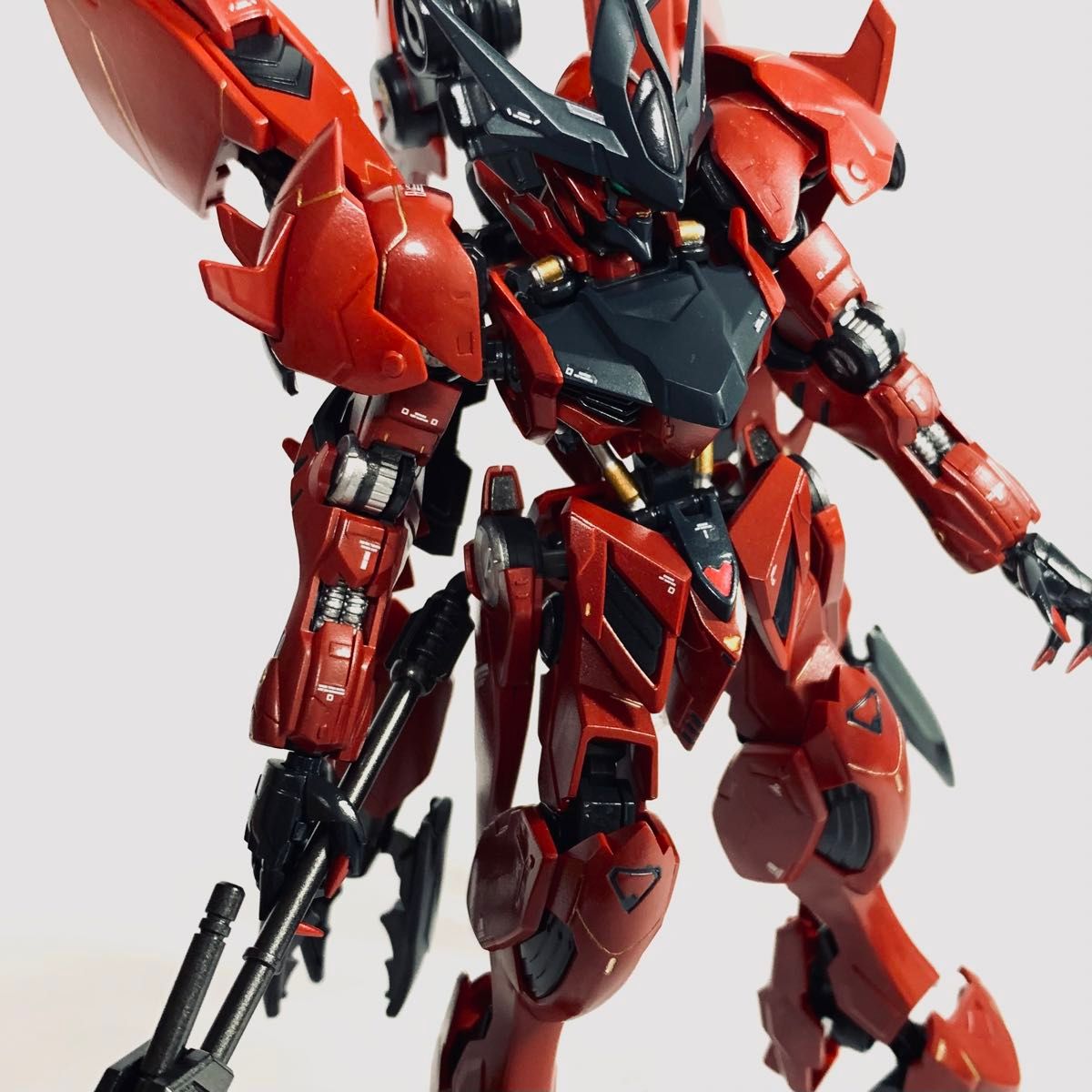 HG アメイジングバルバトスルプス 改修 塗装完成品 ガンプラ HG アメイジングバルバトスルプス 改修 塗装完成品 ガンプラ