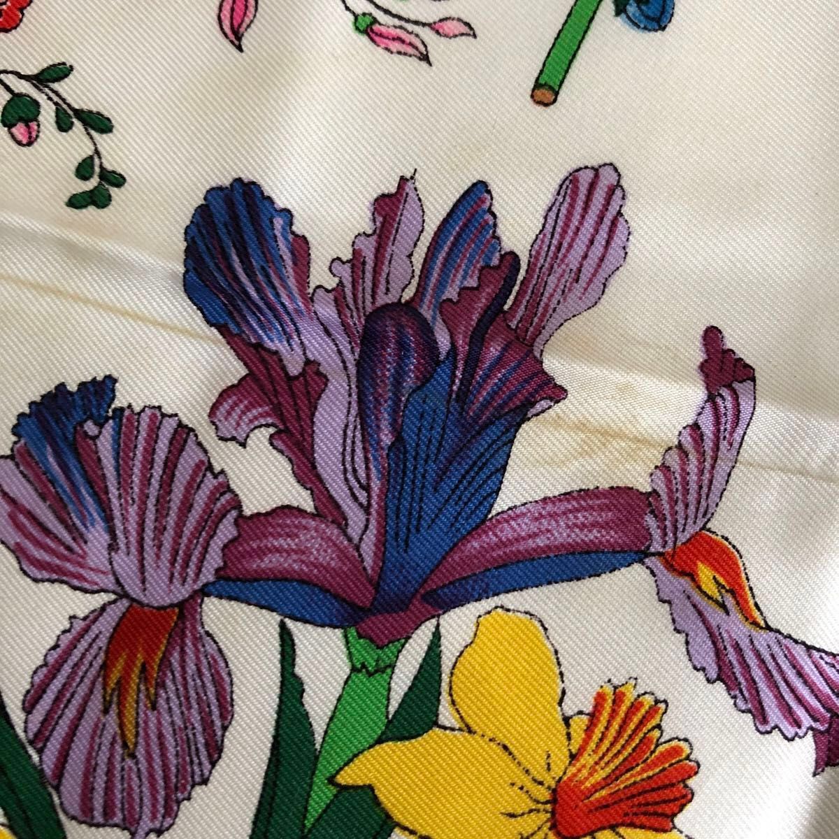 GUCCI スカーフ グッチ 花柄 蝶 トンボ 昆虫|Yahoo!フリマ(旧 GUCCI スカーフ グッチ 花柄 蝶 トンボ 昆虫|Yahoo!フリマ(旧