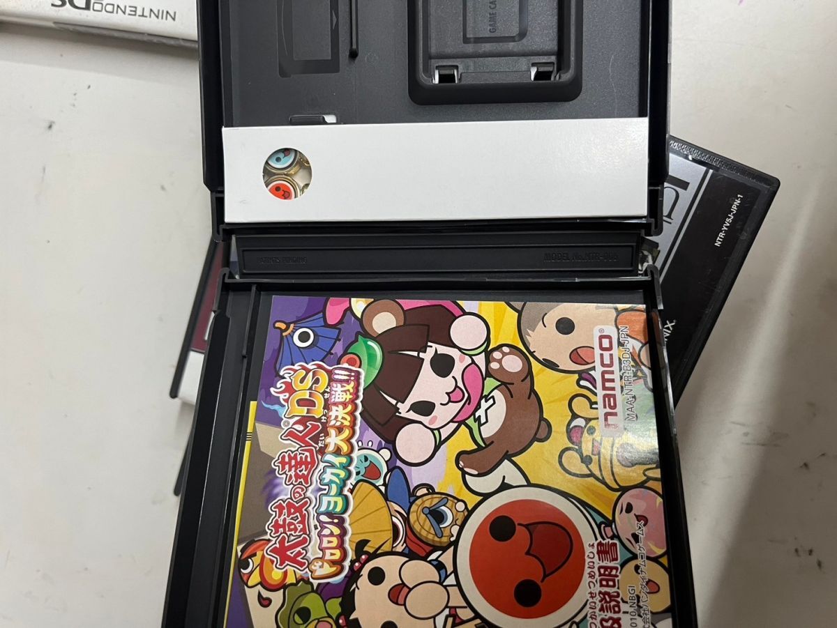 スーパーセール 半額タイムセール S8B93 Nintemdo 取説のみソフト無し ケース ソフト 3DS DS その他