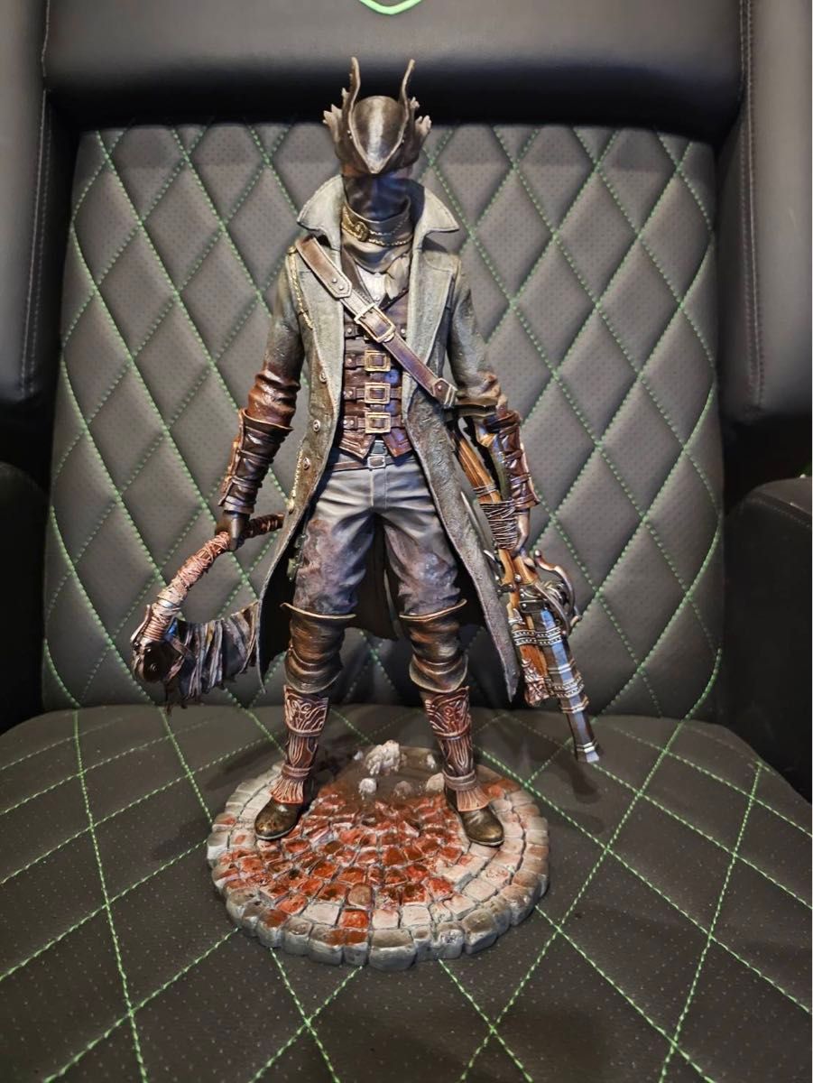 Bloodborne狩人(ハンター)1/6スケールスタチューパドルオブ Bloodborne狩人(ハンター)1/6スケールスタチューパドルオブ