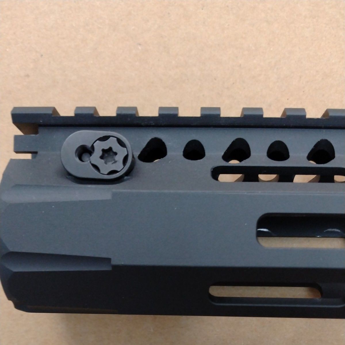 angry gun BCM MCMR M-LOK 10インチハンドガード 11 5アウター angry gun BCM MCMR M-LOK 10インチハンドガード 11 5アウター