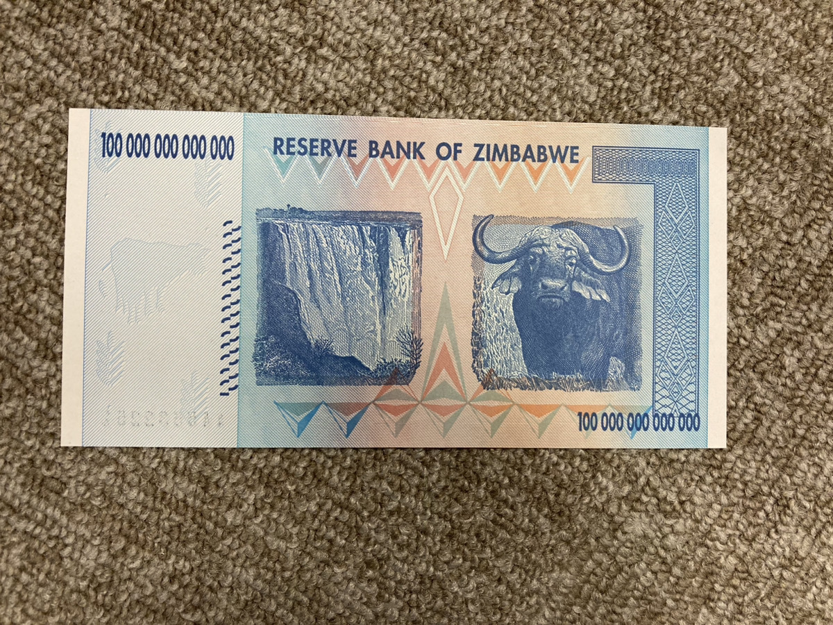 保証書付!!100兆ジンバブエドル 10枚 ジンバブエ 紙幣 ZIM BOND DOLLARS ハイパーインフレ 外貨 ズンバブエドル コレクション 高騰 J-2_4(雑貨)|売買されたオークション情報、Yahoo!オークション(旧ヤフオク!) の商品情報をアーカイブ公開 - オークファン(aucfan.com) 保証書付!!100兆ジンバブエドル 10枚 ジンバブエ 紙幣 ZIM BOND DOLLARS ハイパーインフレ 外貨 ズンバブエドル コレクション 高騰 J-2_4(雑貨)|売買されたオークション情報、Yahoo!オークション(旧ヤフオク!) の商品情報をアーカイブ公開 - オークファン(aucfan.com)