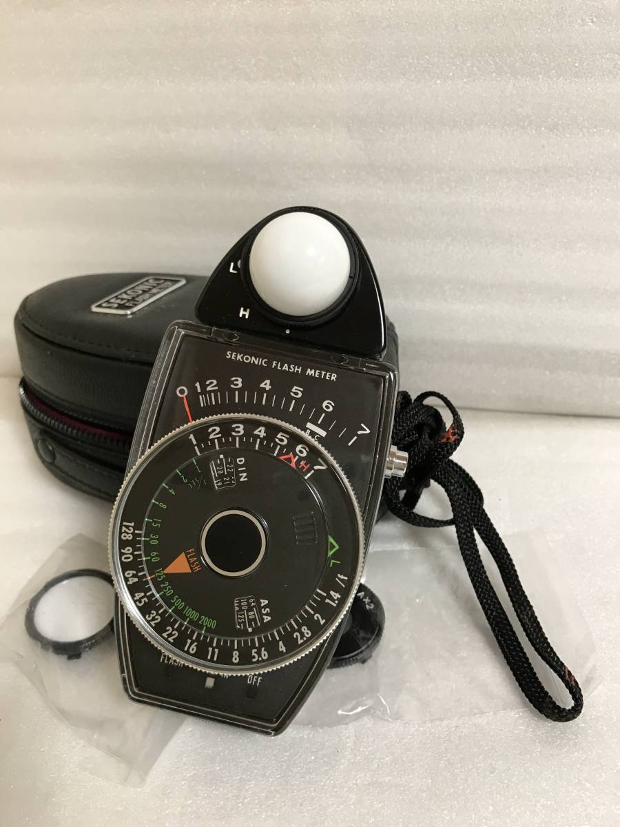 SEKONIC FLASH METER MODELL-256D case, freebie attaching 