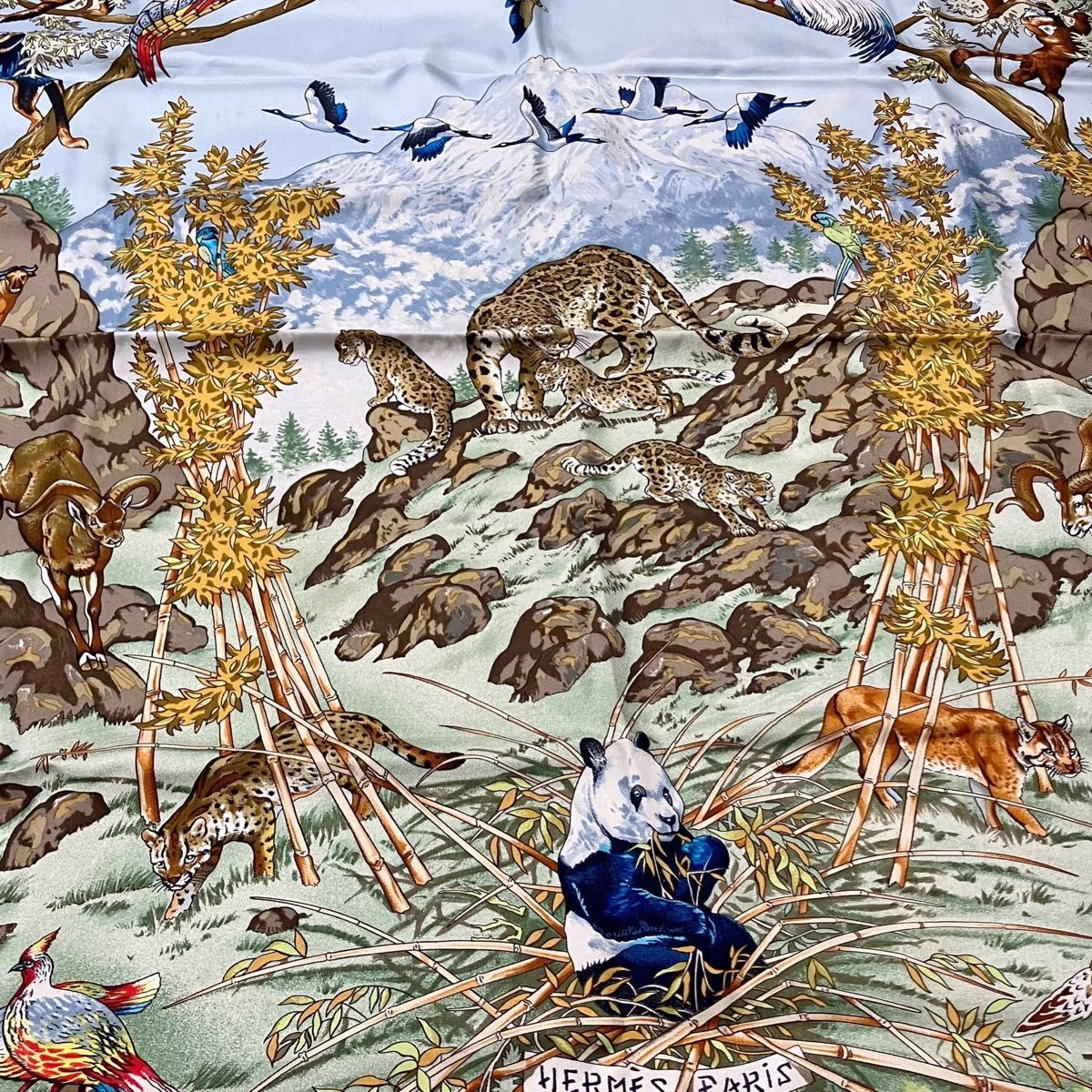 美品】エルメス HERMES カレ90 SICHUAN 四川省 シルク スカーフ 美品】エルメス HERMES カレ90 SICHUAN 四川省 シルク スカーフ