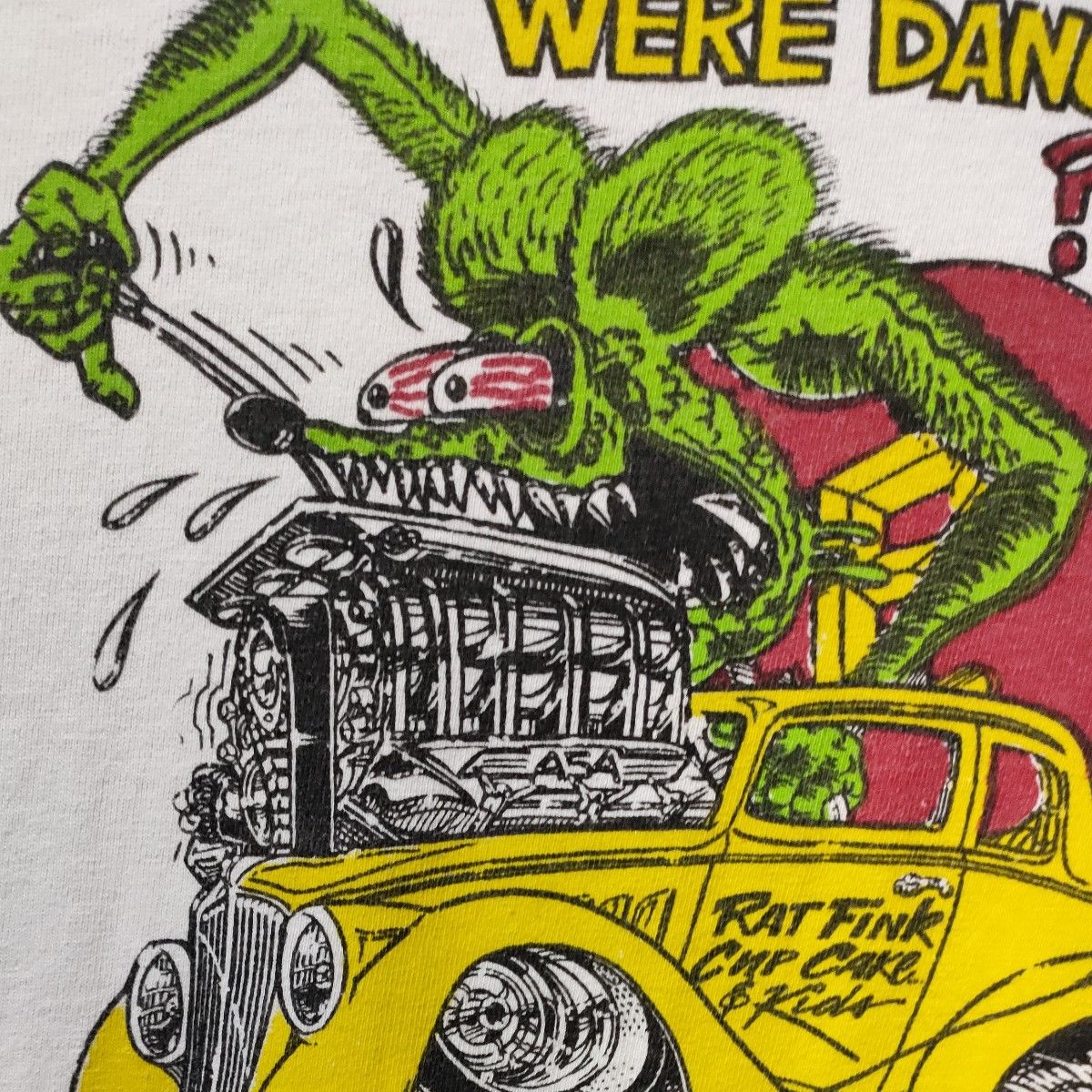 ラットフィンク半袖ＴシャツLL　ホワイト　RAT FINK【HOT RODS WERE DANGEROUS】暴走するRF四輪車