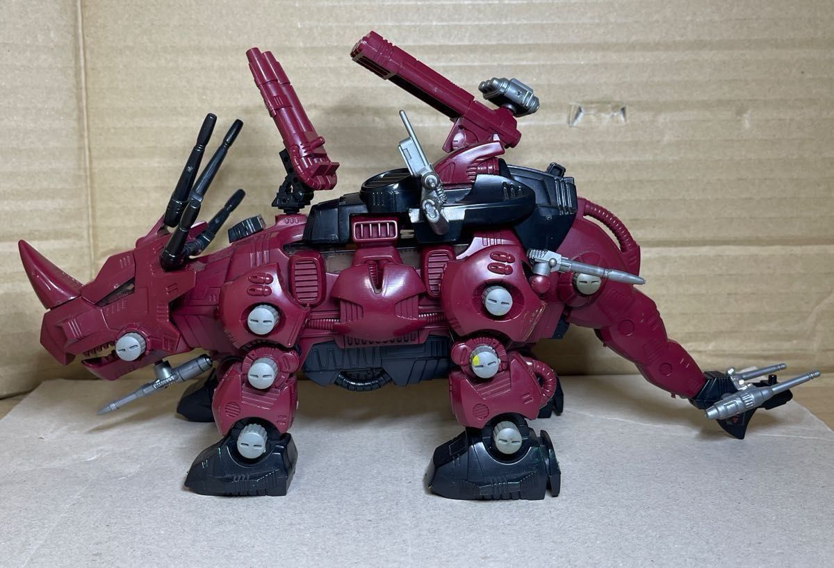 メカ生体ゾイド【レッドホーン(恐竜型)】組立済み|Yahoo メカ生体ゾイド【レッドホーン(恐竜型)】組立済み|Yahoo