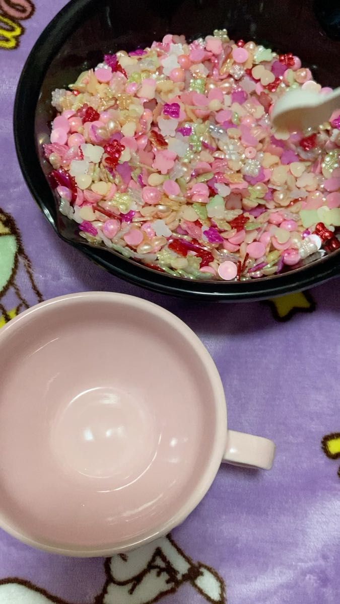 パールパーツmix掬い。 おまけ 画像のデカパーツ2個