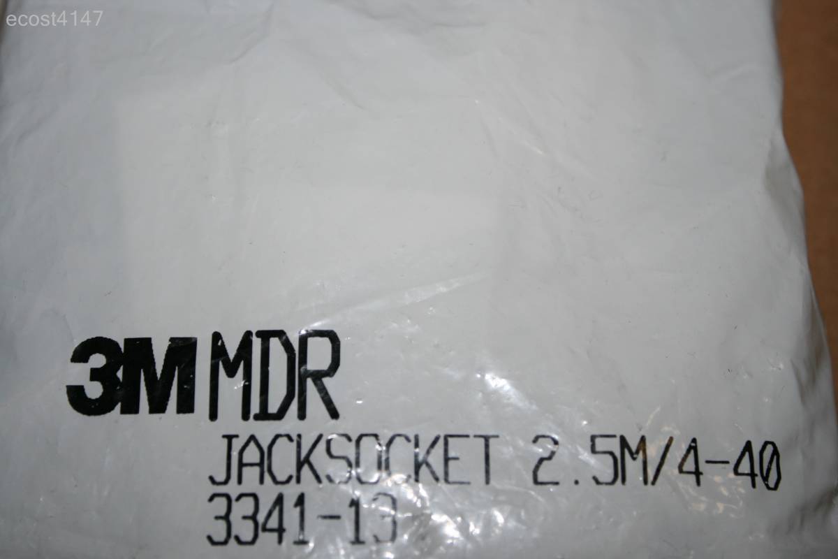 ★☆開封未使用★3M MDR Jacksocket 2.5M/4-40 3341-13 30pcs☆★_画像1