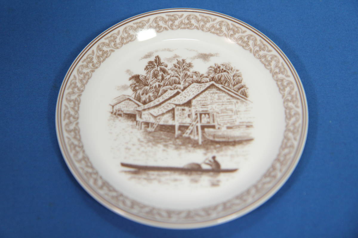 ロイヤルドルトン Royal Doulton　ANCIENT WATER VILLAGEE　13ｃｍ プレート★中古（本体のみ）_画像3