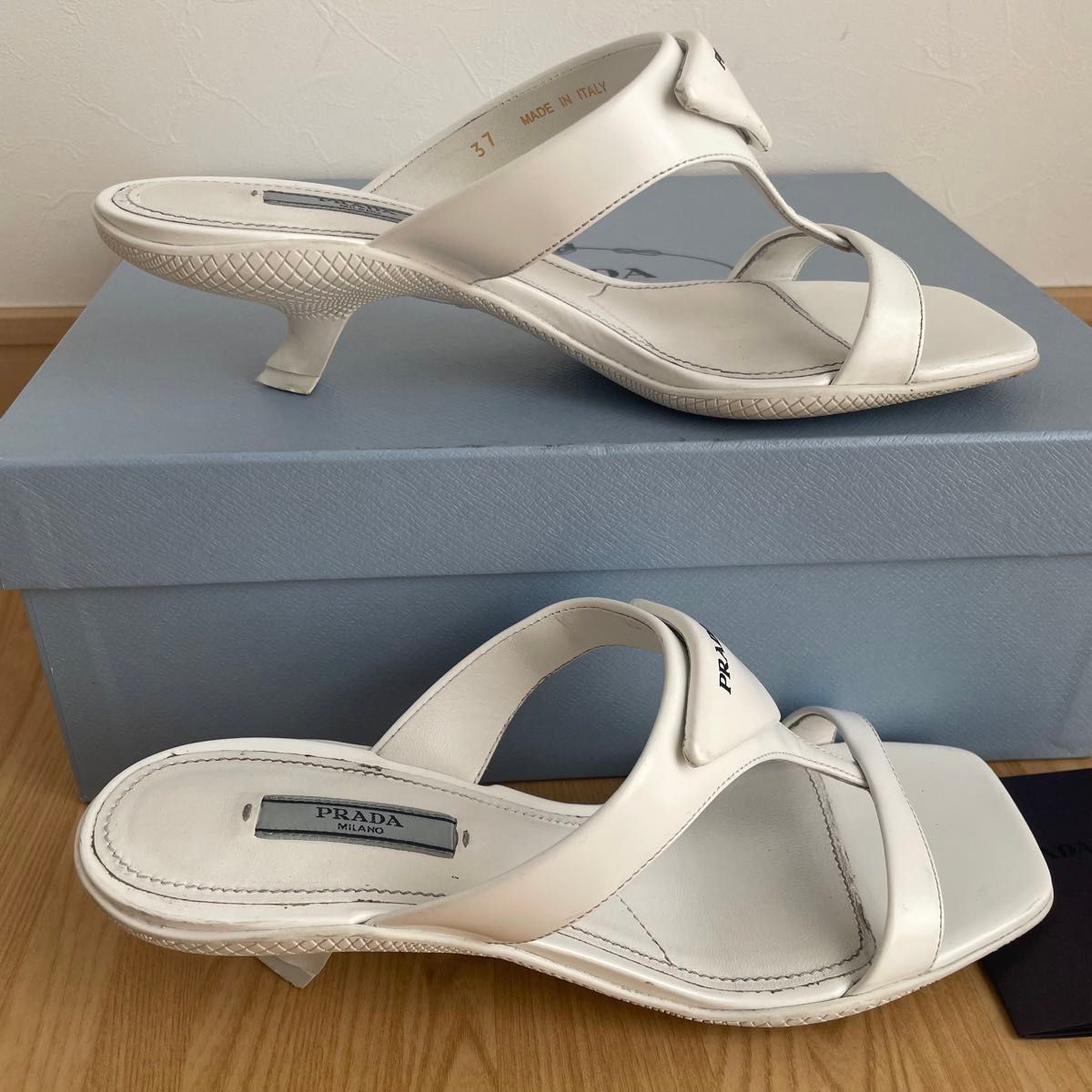 PRADA プラダ トライアングルロゴ クリアサンダル Mule ミュール 美品 PRADA プラダ トライアングルロゴ サンダル ミュール 37 24