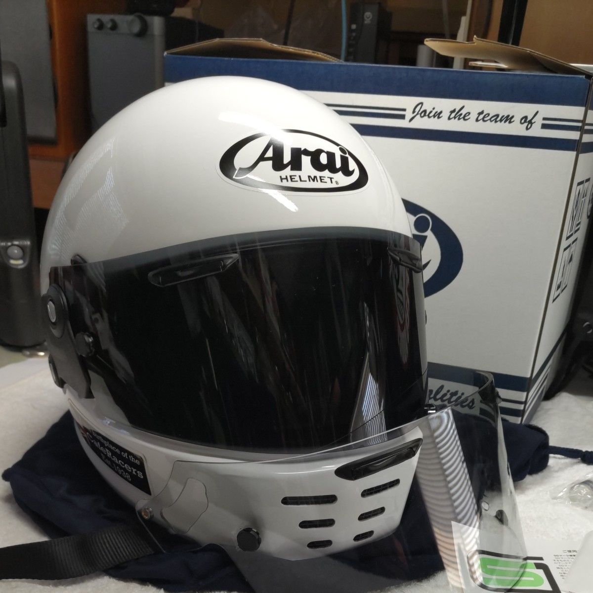 Arai RAPIDE NEO ラパイドネオ 61~62cm 純正ポスト付きシールド Arai RAPIDE NEO ラパイドネオ 61~62cm 純正ポスト付きシールド