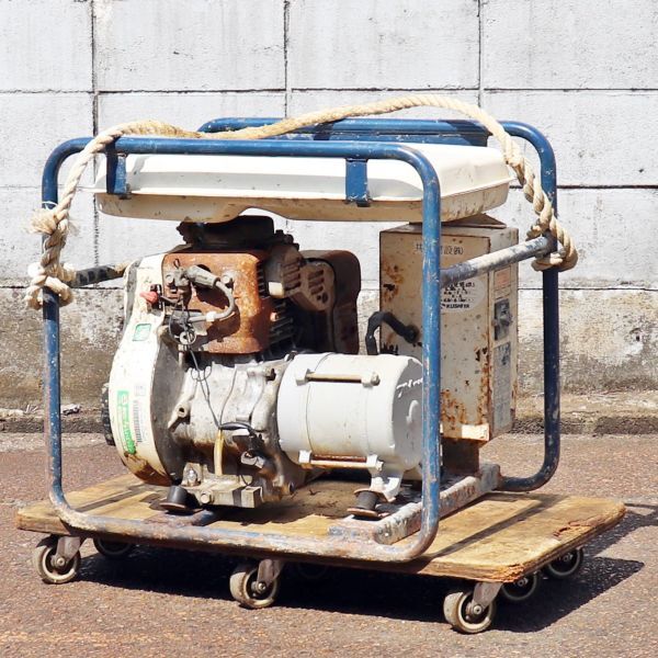 新潟発 引取限定 ミカサ 高周波エンジンゼネレーター FG-300VR 新潟発 引取限定 ミカサ 高周波エンジンゼネレーター FG-300VR