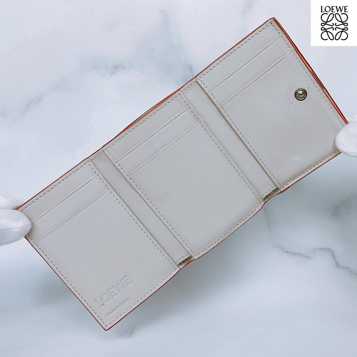 超極美品 LOEWE トライフォールド ウォレット 三つ折り財布 超極美品 LOEWE トライフォールド ウォレット 三つ折り財布