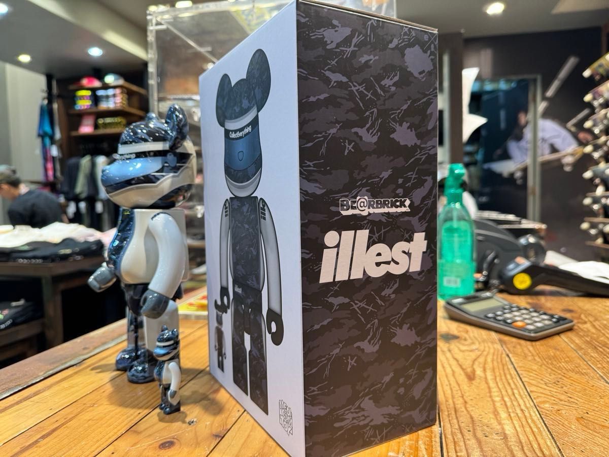 ベアブリック 海外限定品 illest Bearbrick フィギュア ベアブリック 海外限定品 illest Bearbrick フィギュア