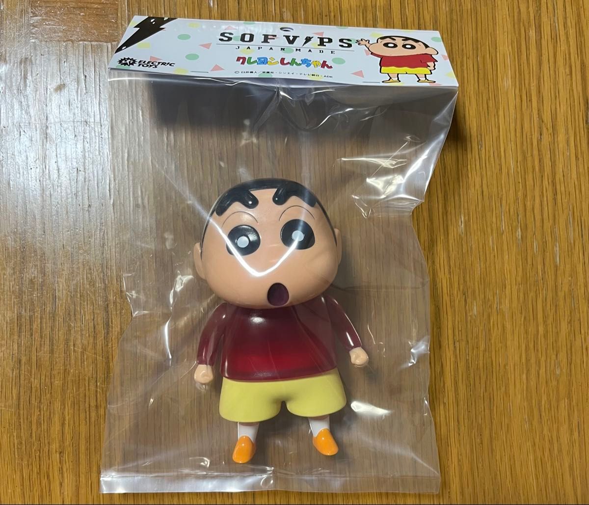 sofvips クレヨンしんちゃん クリアレッド