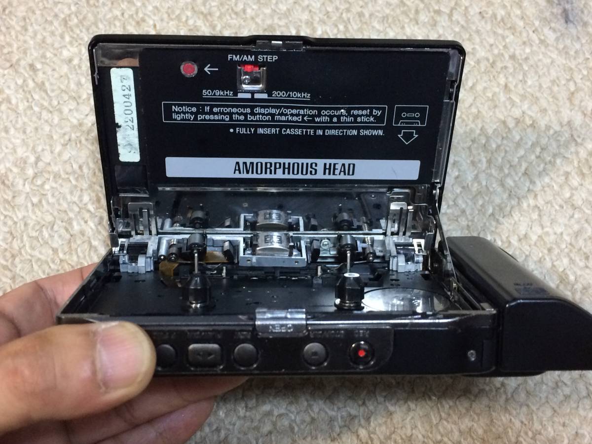 AIWA HS-JX70 付属品付き 録音、再生 AIWA HS-JX70 付属品付き 録音、再生