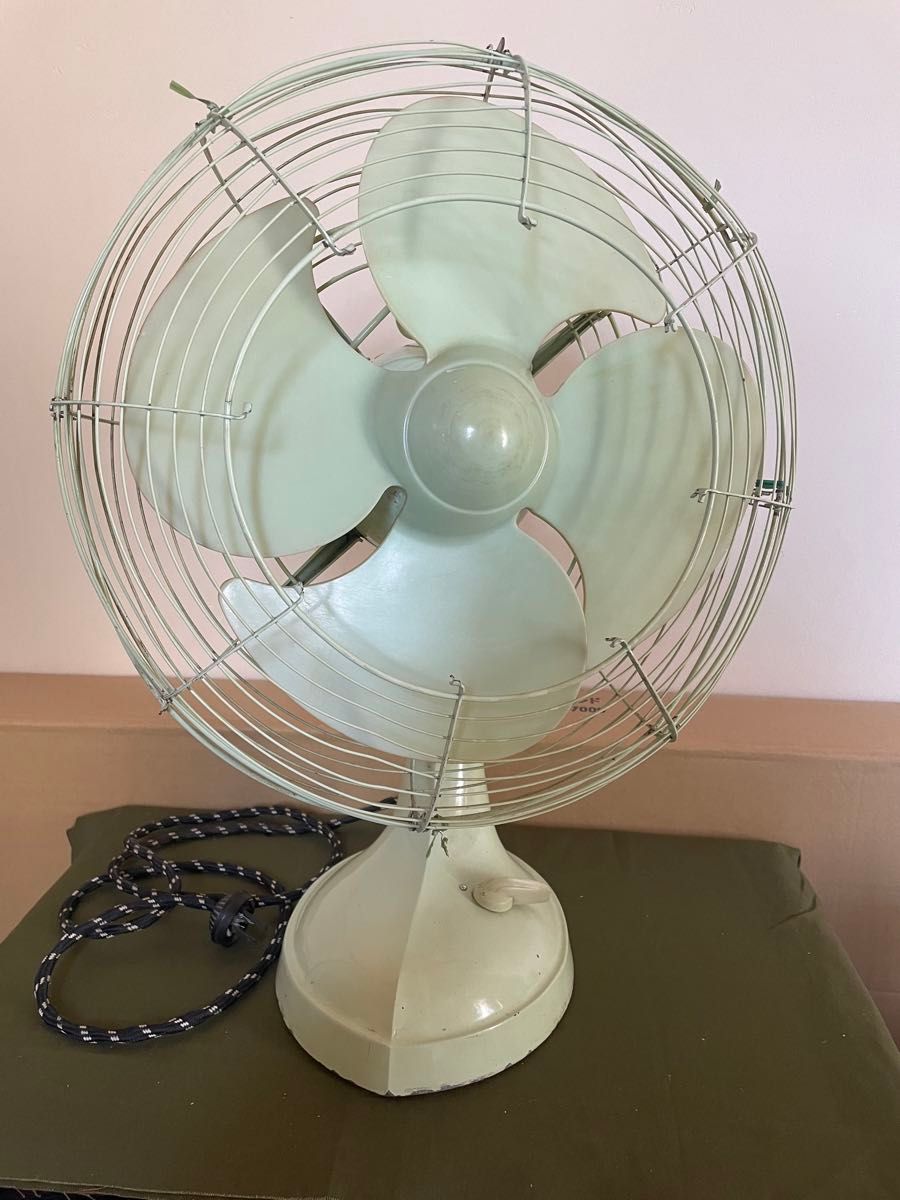 日立 扇風機 レトロ 動作良好 - 扇風機 日立 扇風機 レトロ 動作良好 - 扇風機