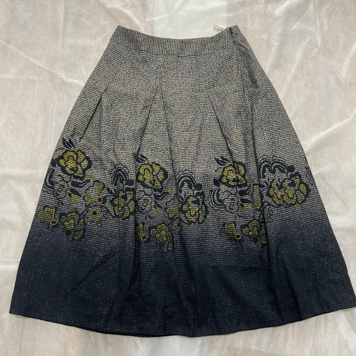 美品 ヒロコ コシノ セットアップ サイズ 40花柄 3点set 日本製 